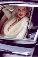 Kayslee Collins - A Classic 02-07-r4cdr0kan1.jpg